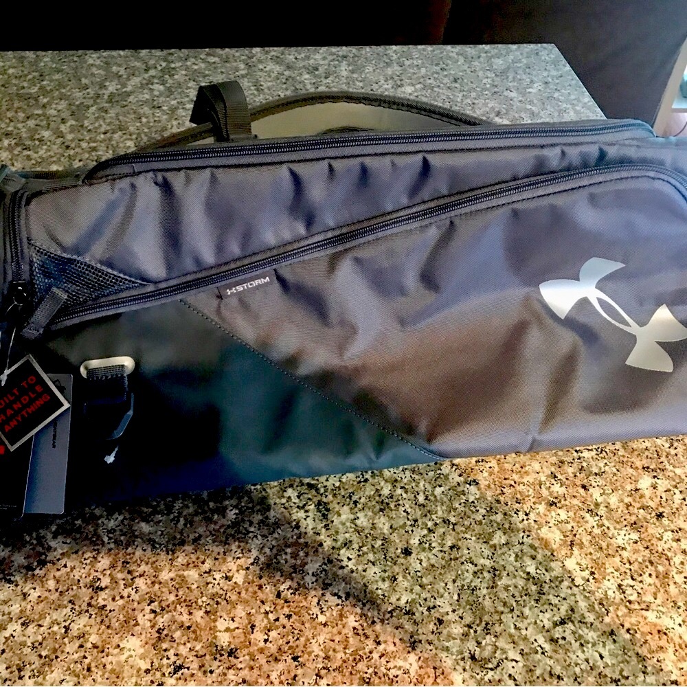 NWT Under Armour 4.0 Contain backpack/duffel